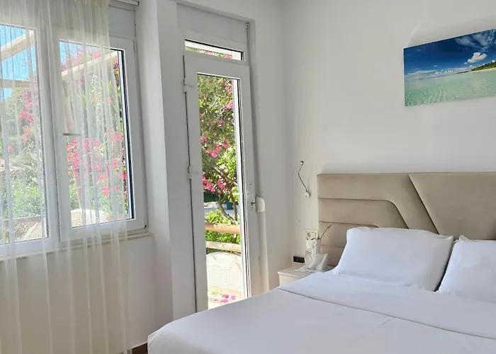 Bellavista Bougainville Bay * Sarandë