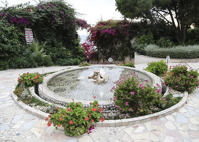 Bellavista Bougainville Bay *