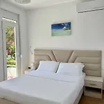 Bellavista Bougainville Bay Апартаменты Саранда