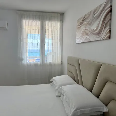 Bellavista Bougainville Bay ساراندا