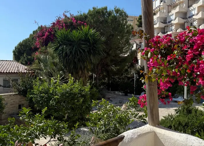 布干维尔湾贝拉维斯塔公寓 公寓 Sarandë