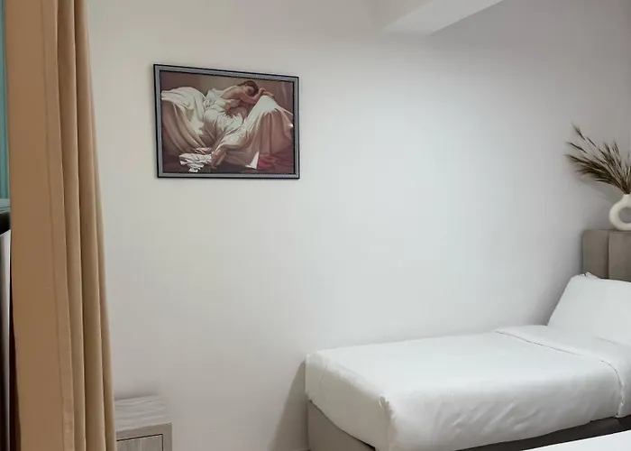 布干维尔湾贝拉维斯塔公寓 Sarandë
